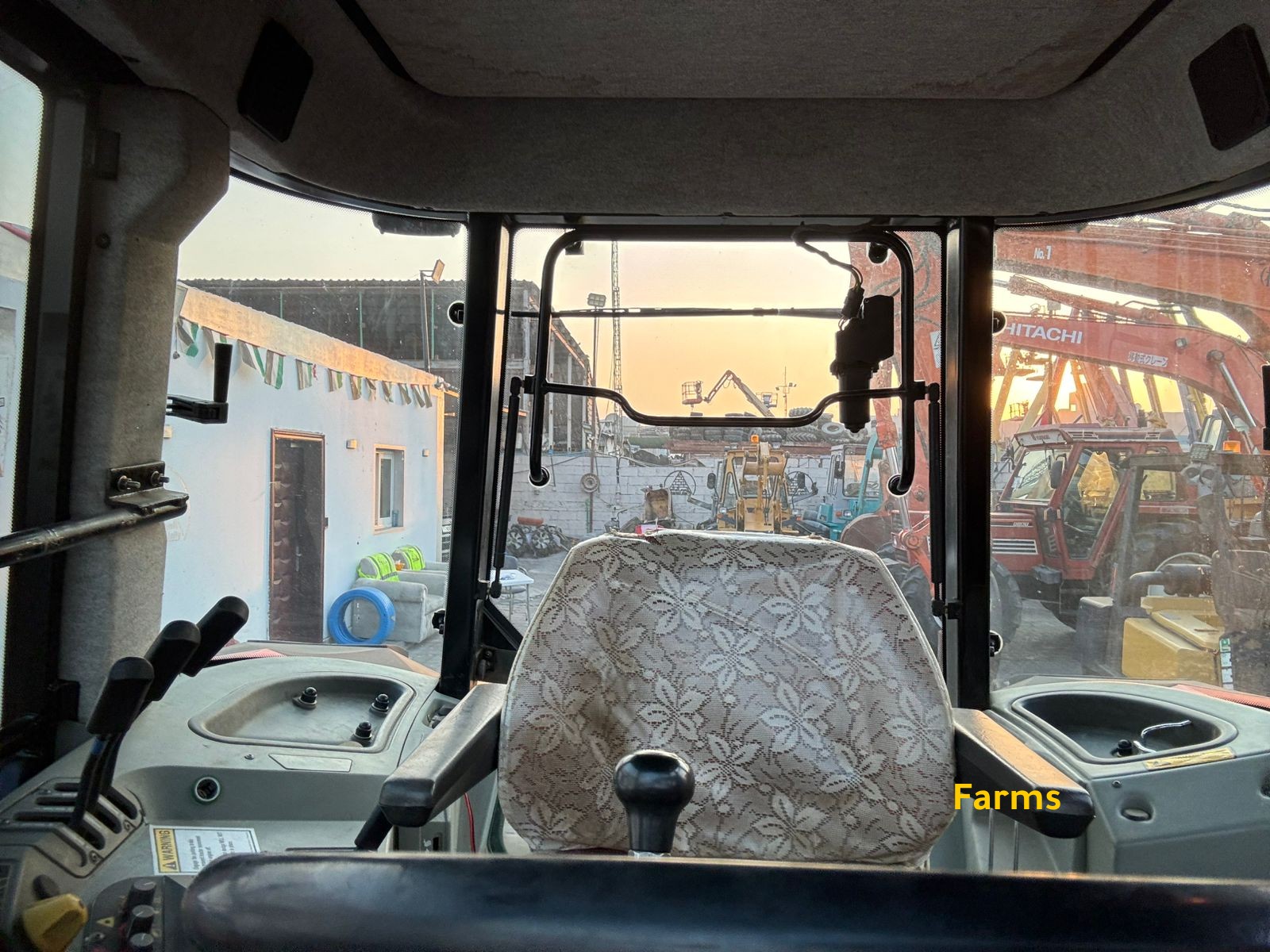 جرار ماسي فيرغسون 6130 من الجرارات القوية وال